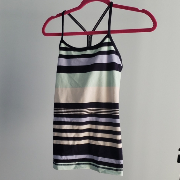 Lululemon Power Y tank - sz 6 - Picture 1 of 4